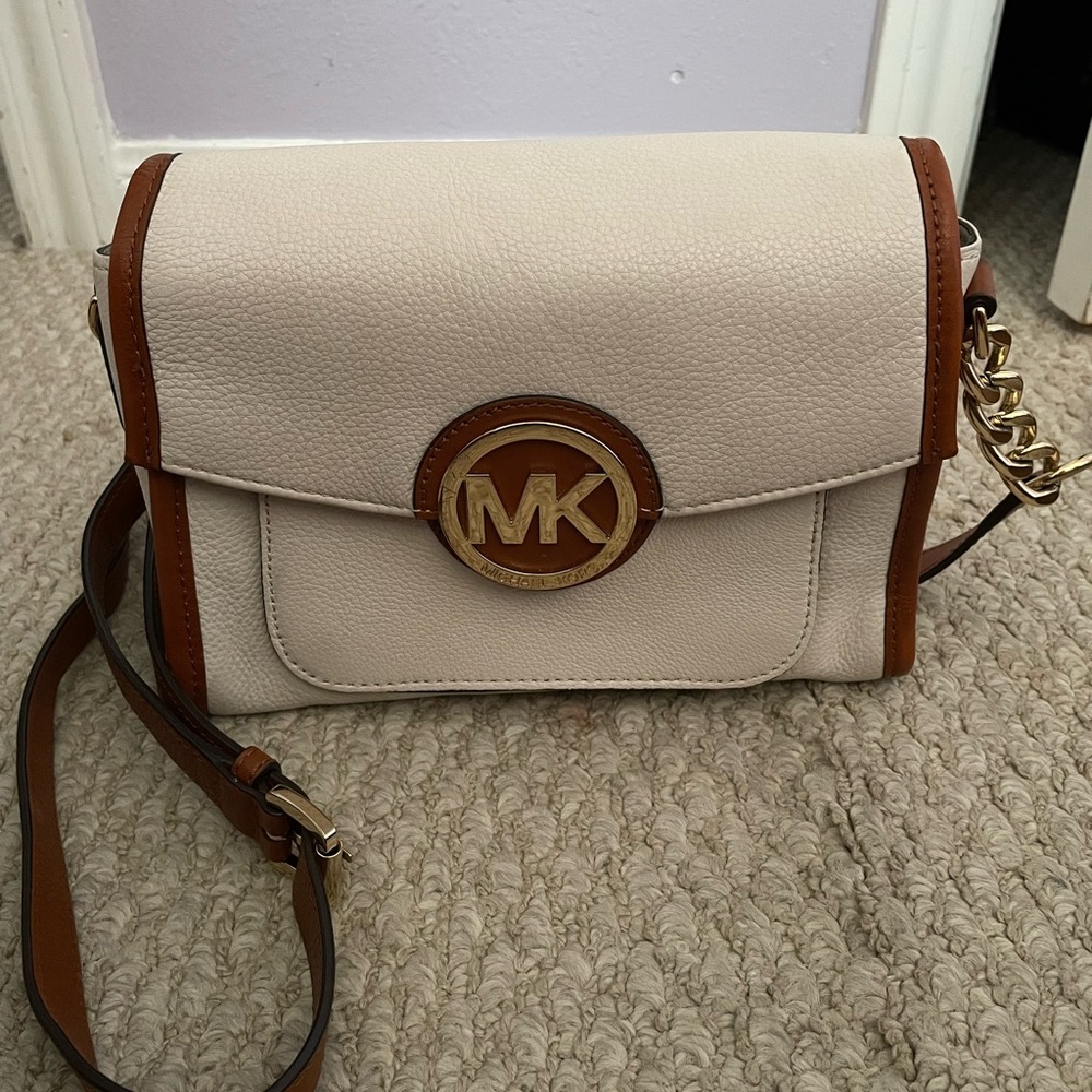 Michael Kors white leather crossbody bag - gold accents